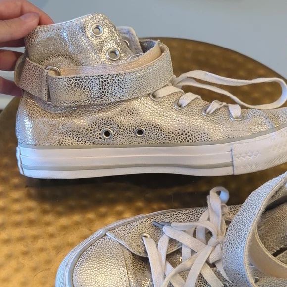 Converse Shoes - Picture 9 of 11